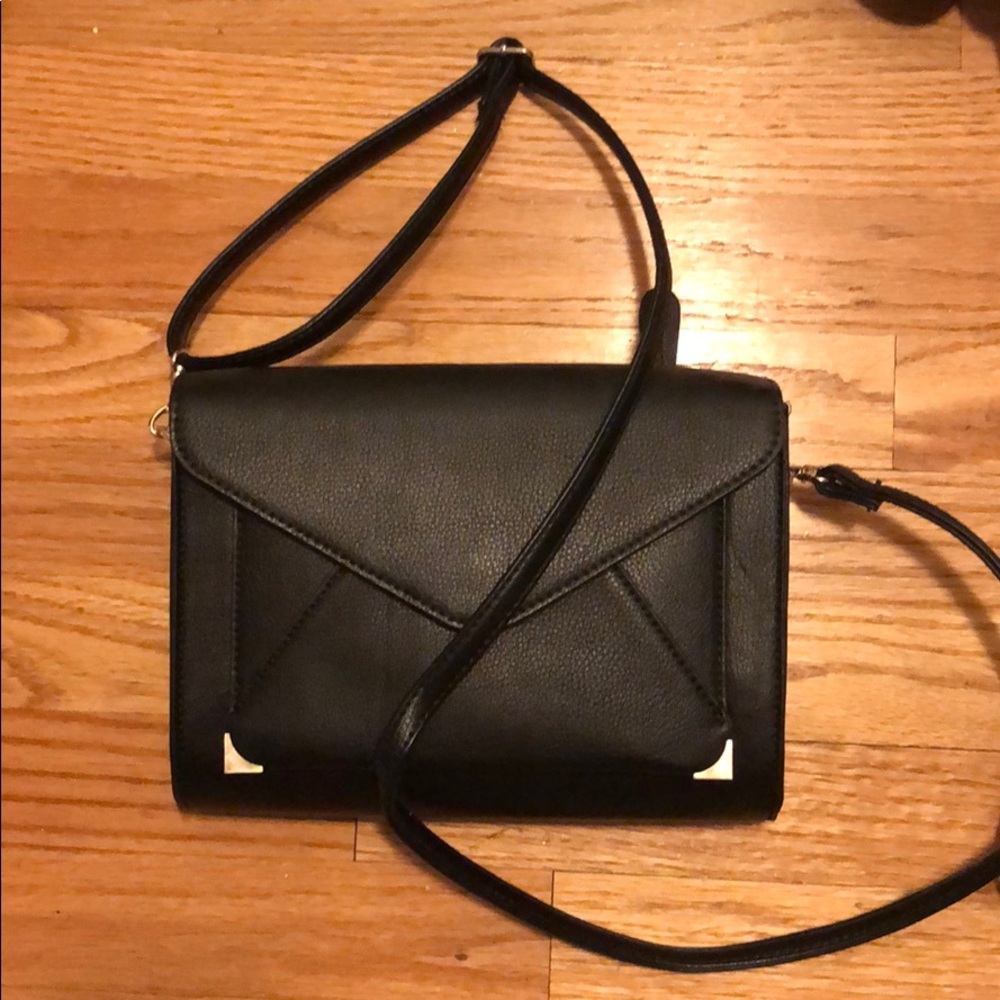 Black Crossbody